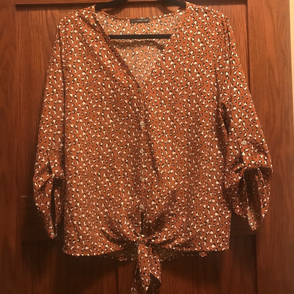 Stitch Fix front tie leopard top